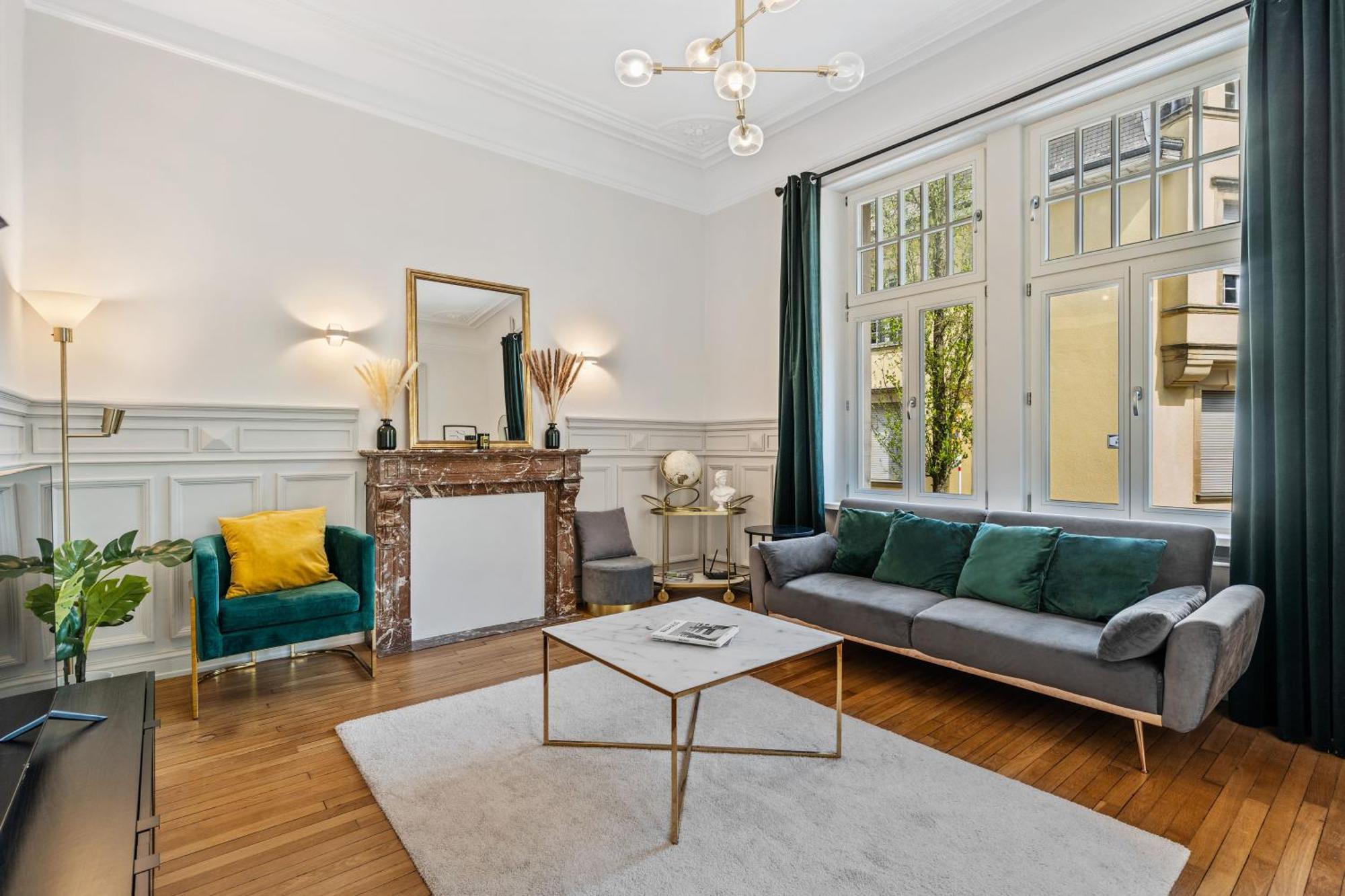 Appartement Sleek And Sophisticated In Prime Location