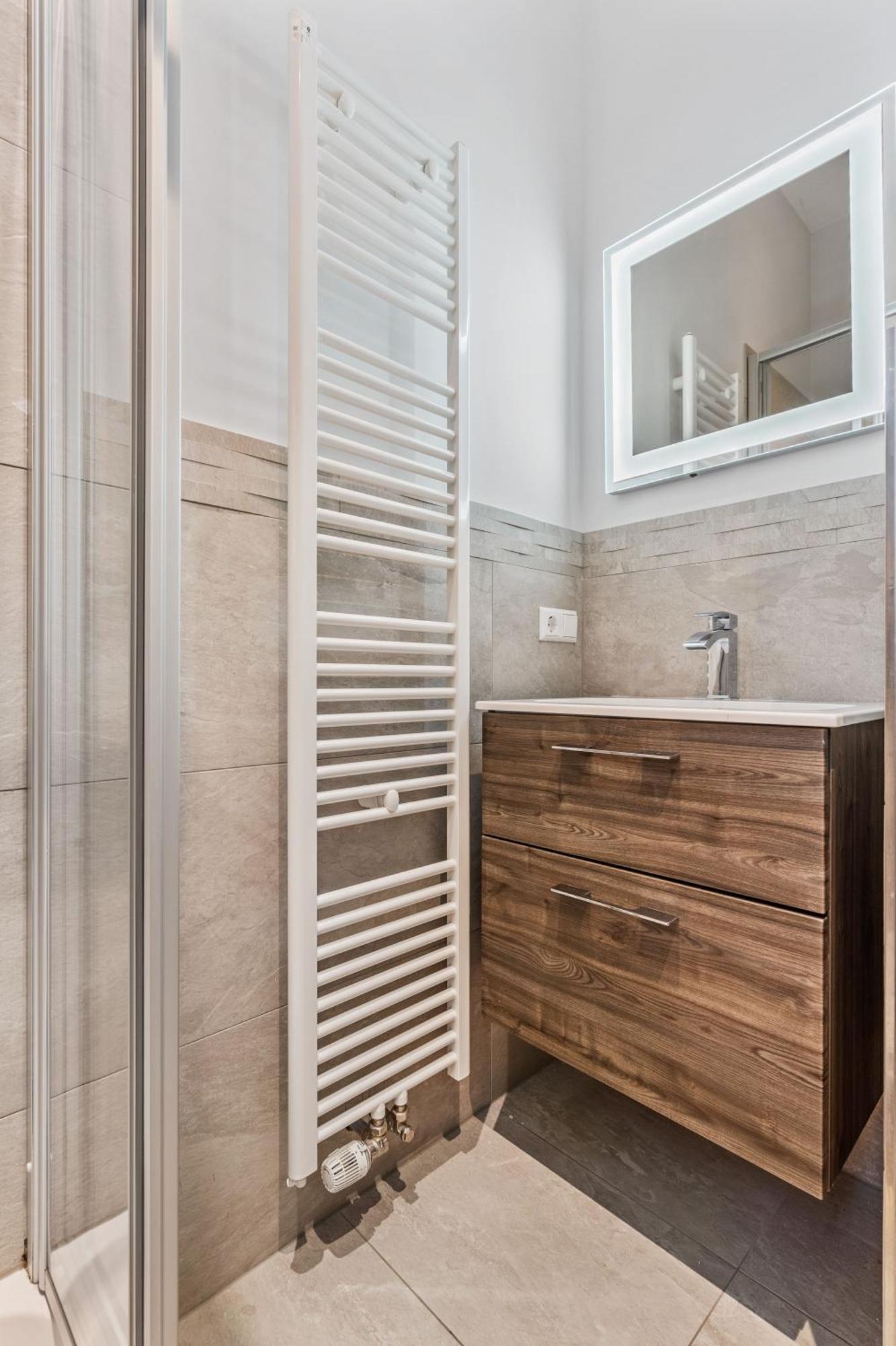 Sleek And Sophisticated In Prime Location Luxembourg