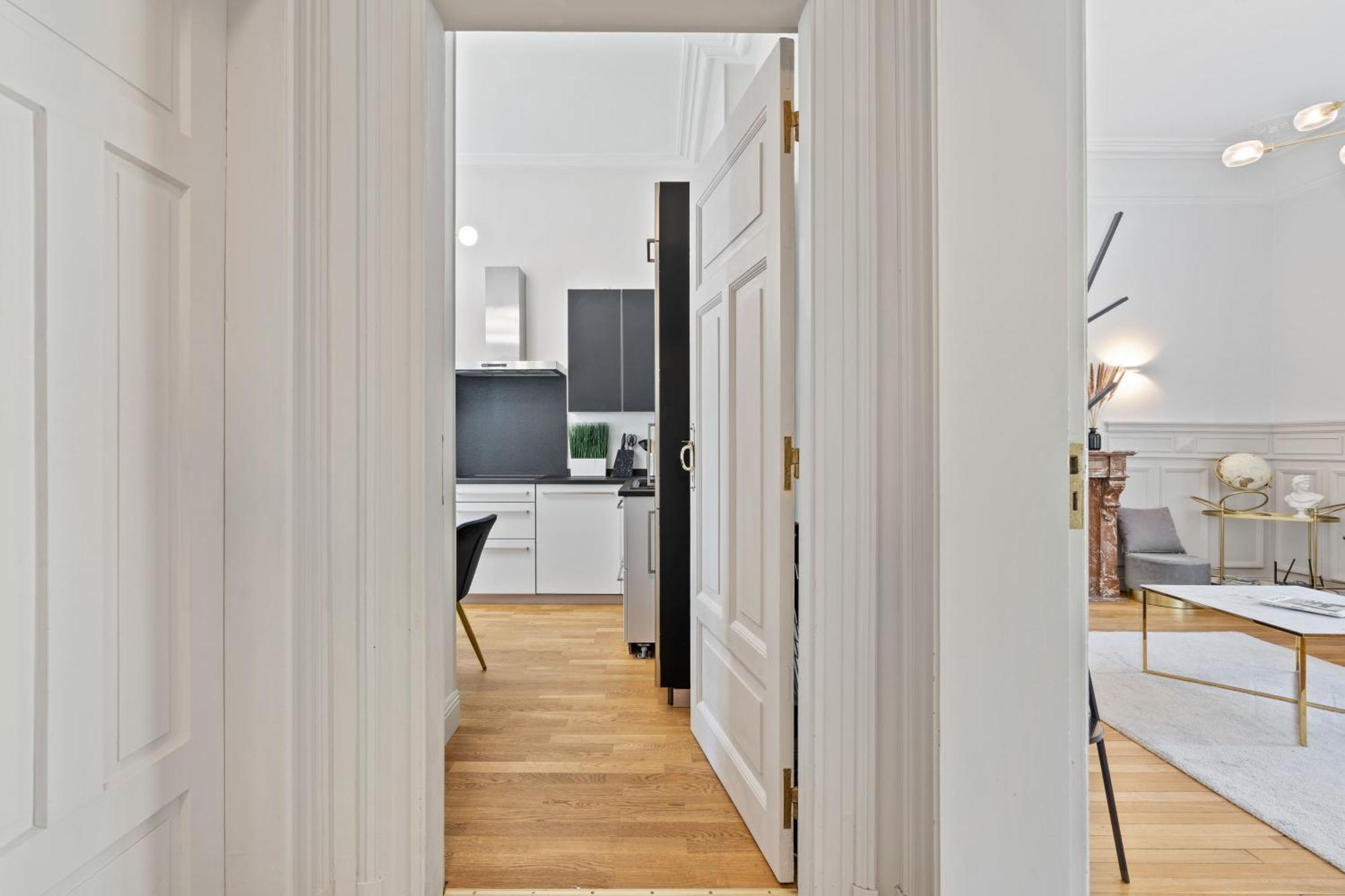 Appartement Sleek And Sophisticated In Prime Location