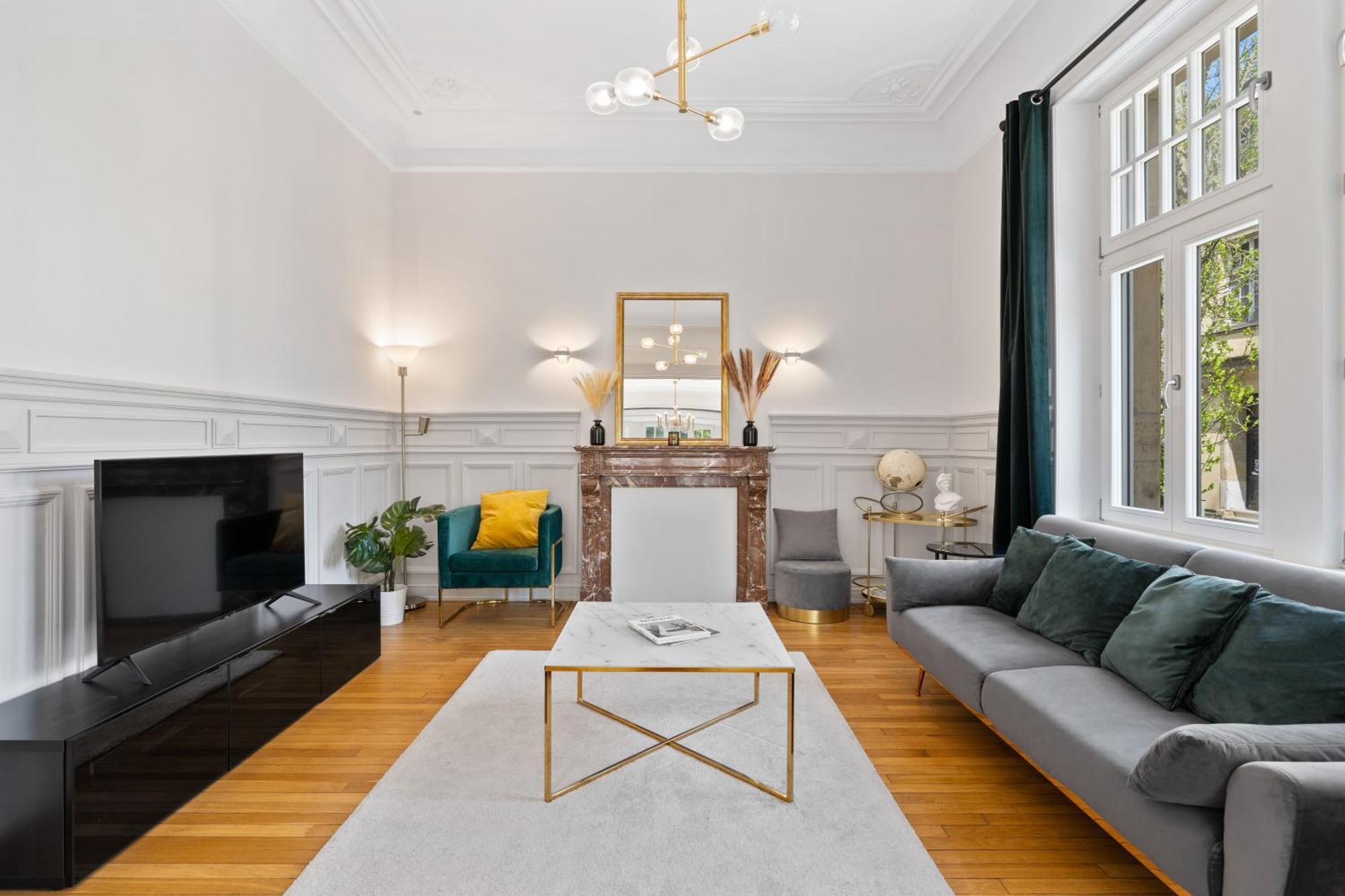 Appartement Sleek And Sophisticated In Prime Location